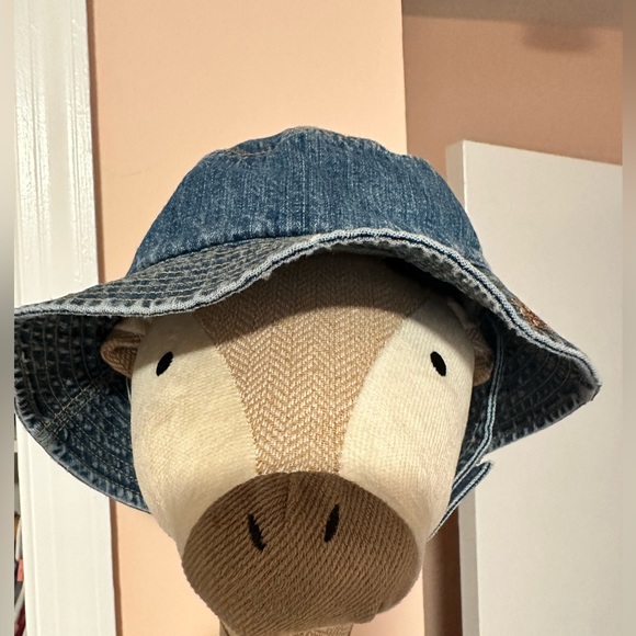 COPY - Baby Gap Denim baby sun hat, Size 12-18 months - Picture 1 of 3